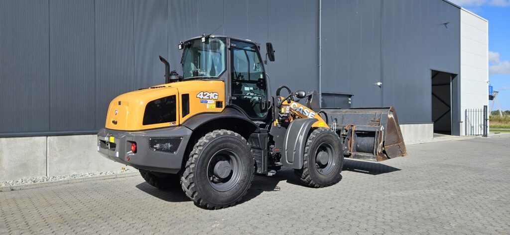 Case 421 G Grondverzetmachine van Jaap Tempel in Groningen